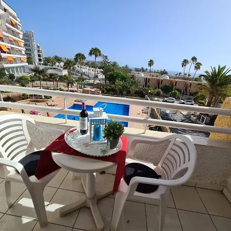Borinquen Only 280 Meters To The Beach, Balcony With Sea View, Heated Pool, Wifi Apartamento